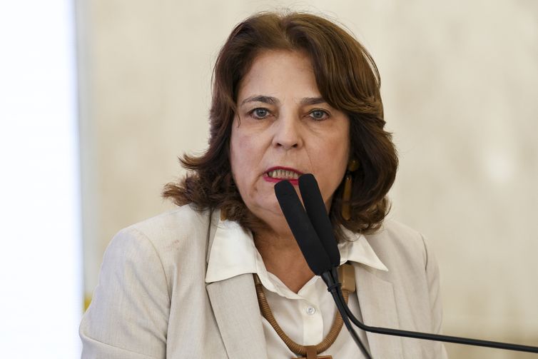 Brasília (DF), 10/06/2024 - A reitora da Universidade de Brasília, Márcia Abrahão, durante reunião com o presidente Luiz Inácio Lula da Silva e reitores de universidades federais e de institutos federais de ensino, no Palácio do Planalto. Foto: Marcelo Camargo/Agência Brasil