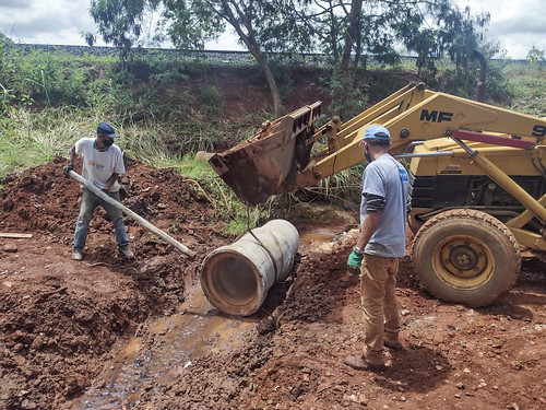 Galeria de águas pluviais refeita e moradores mais seguros