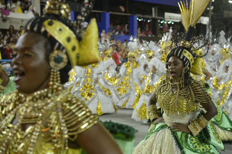 Imperatriz Leopoldinense abre o desfile do grupo especial do carnaval do Rio de Janeiro 2022