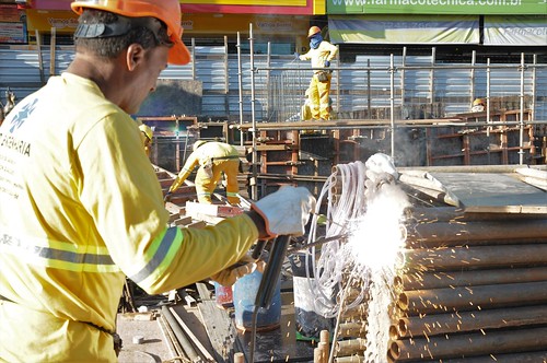 A rotina na construção da maior obra viária do país, o Túnel de Taguatinga
