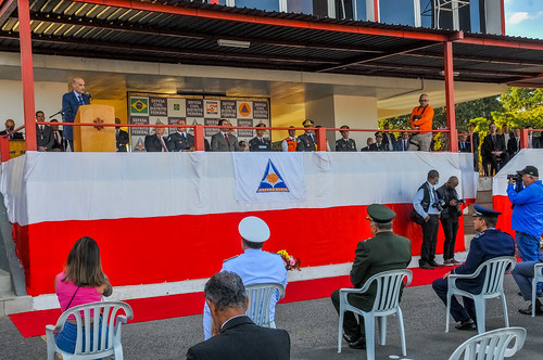 GDF condecora 220 cidadãos por contribuírem com a defesa civil