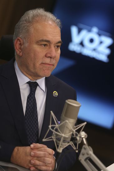 O ministro da Saúde Marcelo Queiroga é o entrevistado no programa, A Voz do Brasil