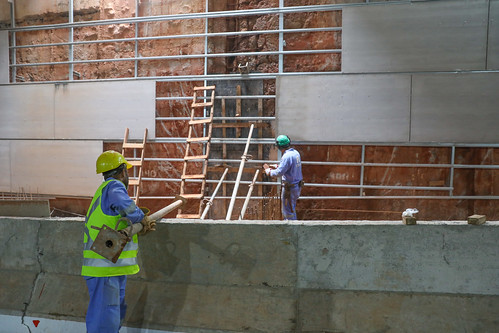 Paredes internas do Túnel de Taguatinga passam por última correção