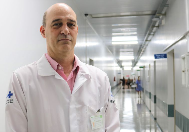 Centro de atendimento integrado do Hospital Universitário de Santa Maria  à vítimas de acidentes que atendem sobreviventes da  tragédia da boate Kiss.