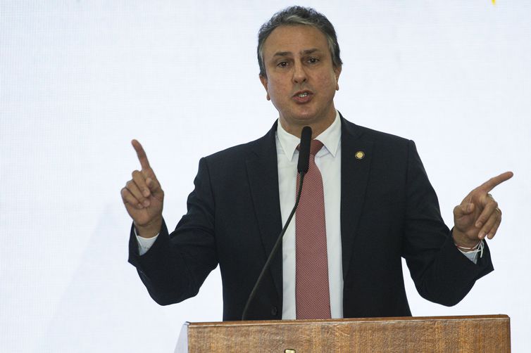 Brasília (DF), 20/03/2023 - O ministro da Educação, Camilo Santada, durante anúncio da retomada do programa Mais Médicos para o Brasil. Foto: Marcelo Camargo/Agência Brasil