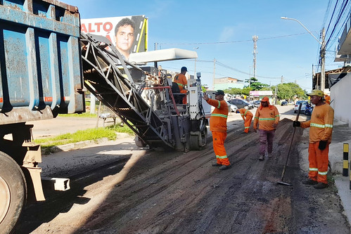 Cerca de 400 toneladas de massa asfáltica renovam as pistas de Sobradinho