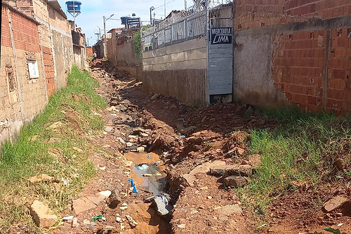 Governo se mobiliza para conter estragos da chuva na região oeste