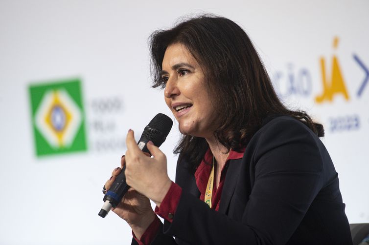 Brasília (DF), 18/04/2023 - A ministra do Planejamento, Simone Tebet, durante a abertura do Encontro Anual Educação Já 2023. Foto: Marcelo Camargo/Agência Brasil