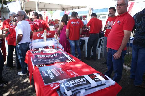 Brasília (DF) 01/05/2023  Centrais sindicais e movimentos socias celebram o dia dos trabalhadores em Brasília. Foto José Cruz/ Agência Brasil.