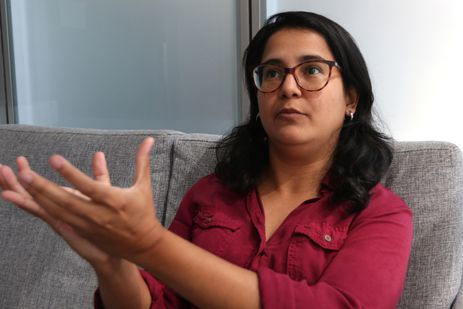 Rio de Janeiro (RJ), 10/08/2023 - A  professora de Relações Internacionais da Universidade Federal Rural do Rio de Janeiro (UFRRJ), Maria Villarreal, concede entrevista à Agência Brasil, no estúdio da TV Brasil. Foto:Tânia Rêgo/Agência Brasil