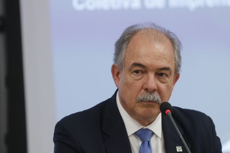 Rio de Janeiro (RJ), 16/08/2023 - O presidente do Banco Nacional de Desenvolvimento Econômico e Social (BNDES), Aloizio Mercadante, apresenta o resultado financeiro e o desempenho operacional no primeiro semestre de 2023. Foto: Fernando Frazão/Agência Brasil