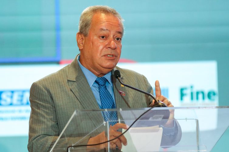 Brasília, DF 16/11/2023 O presidente da CNI,  Ricardo Alvarez Alban, fala durante lançamento do novo programa Brasil Mais Produtivo, na Confederação Nacional da Indústria (CNI).  Foto: Fabio Rodrigues-Pozzebom/ Agência Brasil