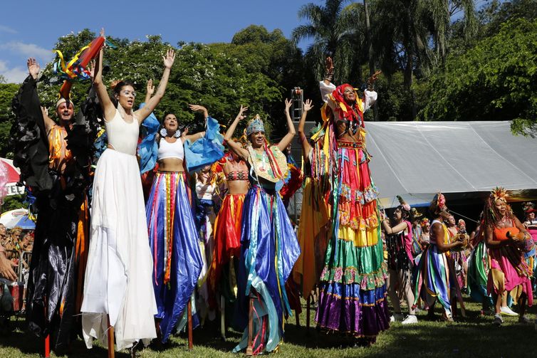 Rio de Janeiro (RJ) 10/02/2024 – Apresentação de carnaval do bloco da Terreirada Cearense, na Quinta da Boa Vista. Foto: Fernando Frazão/Agência Brasil