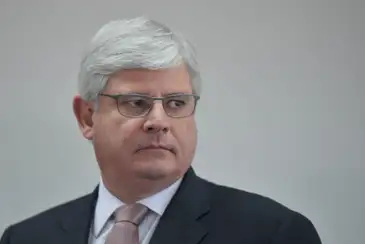 O procurador-geral da República, Rodrigo Janot, assina acordo de cooperação para a instalação do Laboratório de Tecnologia contra Lavagem de Dinheiro (Antonio Cruz/Agência Brasil)