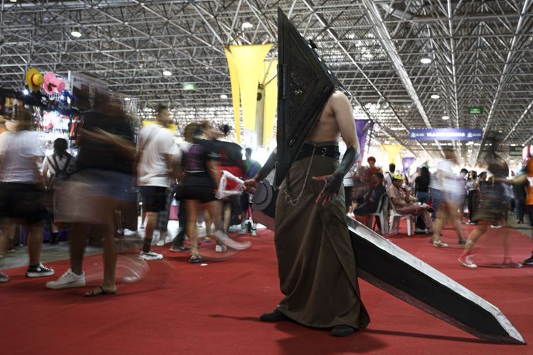 Marcelo Camargo/Agência Brasil Brasília (DF), 20/04/2024 - José Manuel de Carvalho participa do Anime Summit, maior evento otaku e geek do Centro-Oeste, que reúne fãs da cultura oriental em Brasília. Foto: Marcelo Camargo/Agência Brasil