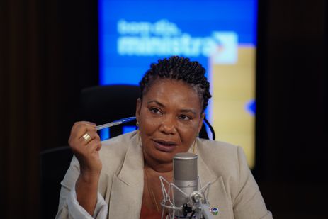 Brasília (DF) 24/04/2024 – A Ministra da Cultura, Margareth Menezes, durante entrevista no programa Bom Dia, Ministra, nos estúdios da EBC.  Foto: Rafa Neddermeyer/ Agência Brasil