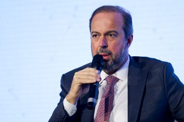 Brasília (DF) 17/04/2024, O ministro de Minas e Energia, Alexandre Silveira, participa da abertura do “Fórum Distribuição de qualidade para a inclusão e transição energética”,  O evento é promovido pela Associação Brasileira de Distribuidores de Energia Elétrica (ABRADEE). Foto: Fabio Rodrigues-Pozzebom/ Agência Brasil