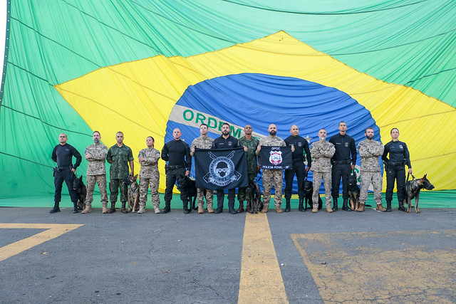 13/06/2024 - Formada primeira turma do curso de operações com cães da Academia de Polícia Penal do DF