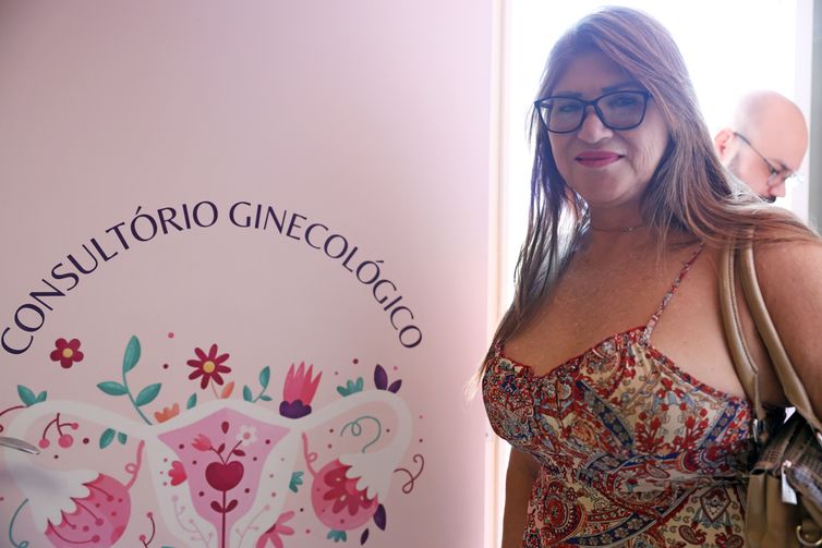 José Cruz/Agência Brasil Brasília (DF), 01/10/2024 - Carmina Alves da Silva participa da Campanha Outubro Rosa: Sesc-DF, que oferece exames e consultas gratuitas às mulheres. Foto: José Cruz/Agência Brasil