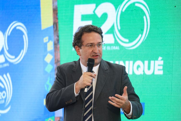Tomaz Silva/Agência Brasil Rio de Janeiro (RJ), 04/11/2024 – O vice-coordenador da trilha de finanças do G20, Antonio Freitas no Favelas 20 durante lançamento de documento com recomendações políticas ao G20. Foto: Tomaz Silva/Agência Brasil