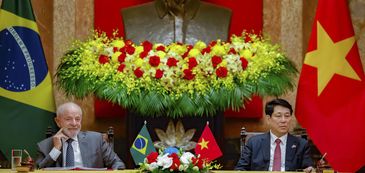 Presidente da República, Luiz Inácio Lula da Silva, durante cerimônia de Assinatura de Atos.
Palácio Presidencial - Hanói - Vietnã.

Foto: Ricardo Stuckert / PR