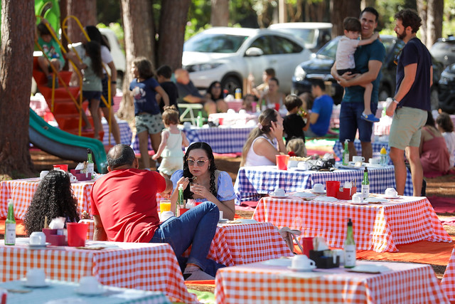 30/03/2025 - Lazer Para Todos: entrada gratuita atrai visitantes ao Jardim Botânico e Zoológico