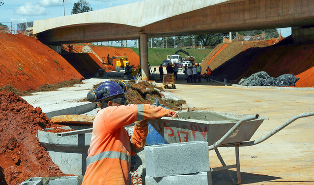 07/04/2025 - Trânsito na Epig terá alterações para início de uma nova fase das obras; saiba como está o andamento dos trabalhos