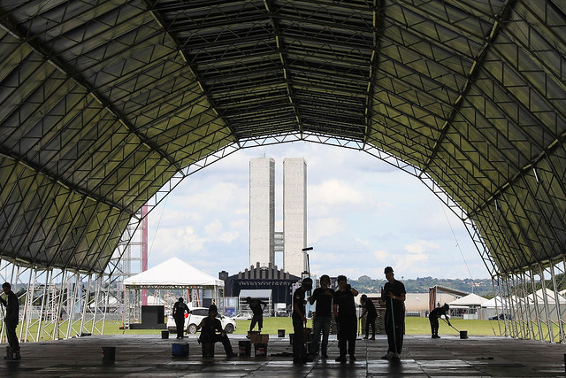 17/04/2025 - Contagem regressiva: População se prepara para curtir atrações locais e nacionais nos 65 anos de Brasília
