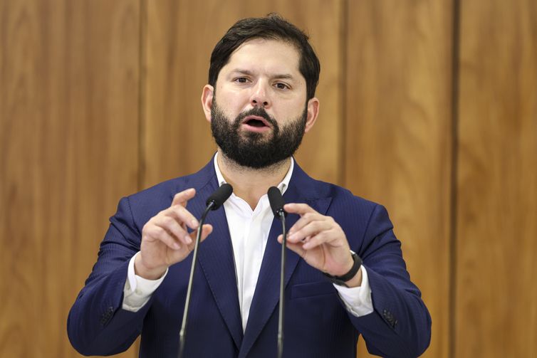 Brasília (DF), 22/04/2025 - O presidente do Chile, Gabriel Boric, durante declaração à imprensa, no Palácio do Planalto. Foto: Marcelo Camargo/Agência Brasil