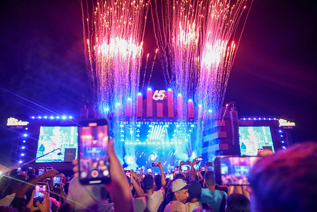 21/04/2024 - Queima de fogos marca a virada para o 21 de abril: Brasília completa 65 anos