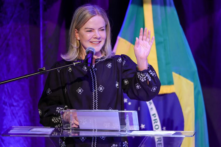 Brasília (DF) 28/05/2025 Cerimônia de transmissão de cargo do Ministério das Mulheres. Márcia Lopes, assume a pasta no lugar de Cida Gonçalves. Participam do evento autoridades de governo e representantes de movimentos de mulheres e de organizações da sociedade civil.  Foto: Fabio Rodrigues-Pozzebom/ Agência Brasil
