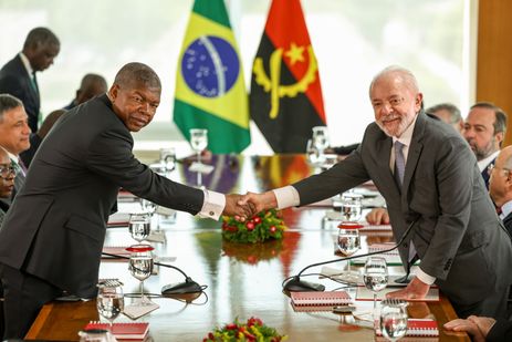 Marcelo Camargo/Agência Brasil Brasília (DF), 23/05/2025 - O presidente Luiz Inácio Lula da Silva (d), recebe o presidente de Angola, João Lourenço (e), em cerimônia oficial no Palácio do Planalto.
Foto: Marcelo Camargo/Agência Brasil