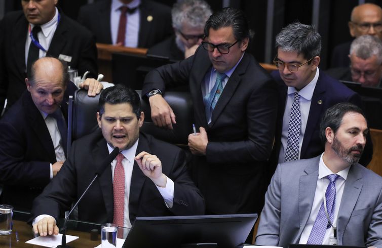 Brasília (DF), 17/06/2025  -  Congresso Nacional durante sessão plenária semipresencial para a votação de vetos presidenciais. Foto: Lula Marques/Agência Brasil