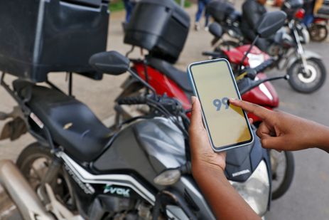 Brasília (DF), 15/01/2025 - Aplicativo Mototáxi 99. Foto: Bruno Peres/Agência Brasil