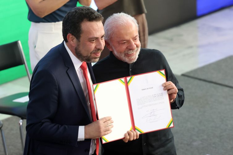 Brasília (DF), 29/10/2025 - Presidente da República, Luiz Inácio Lula da Silva, partcipa de cerimônia de posse do Secretário-Geral da Presidência da República, Guilherme Boulos, realizada no Palácio do Planalto. Foto: Valter Campanato/Agência Brasil