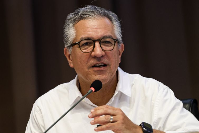 Marcelo Camargo/Agência Brasil Brasília (DF), 28/10/2025 - O ministro da Saúde, Alexandre Padilha, durante o lançamento do Fórum de Mulheres na Saúde, espaço permanente para debater e fortalecer políticas públicas de saúde para as mulheres. Foto: Marcelo Camargo/Agência Brasil