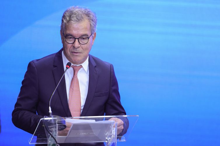 Fabio Rodrigues-Pozzebom/ Agência Brasil Brasília, (DF), 15/12/2025 – O presidente da APEXBrasil, Jorge Viana, participa da inauguração da nova sede da ApexBrasil e ato alusivo à abertura de 500 novos mercados para a exportação de produtos agropecuários.
Foto: Fabio Rodrigues-Pozzebom/ Agência Brasil