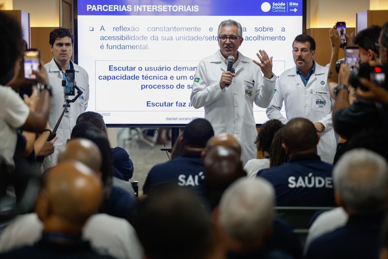 Fernando Frazão/Agência Brasil Rio de Janeiro (RJ), 06/11/2025 – O ministro da Saúde, Alexandre Padilha, visita o Hospital Federal do Andaraí. Foto: Fernando Frazão/Agência Brasil